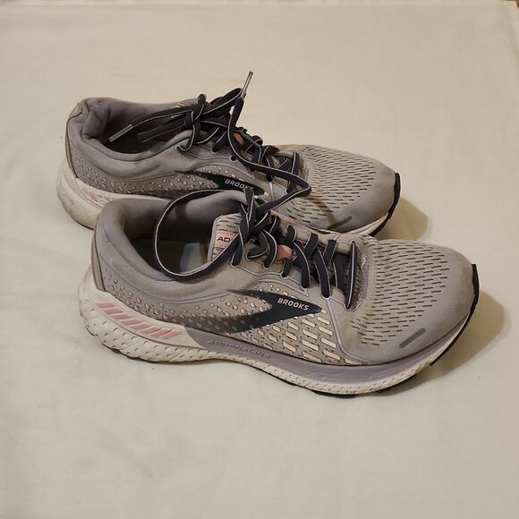 Brooks Adrenaline GTS 21 Women Road Running Shoe 9 - Picture 1 of 6